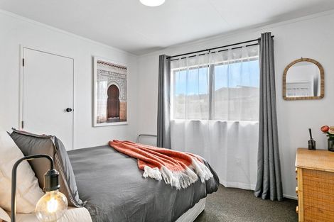 Photo of property in 18 Newberry Place, Richmond Heights, Taupo, 3330