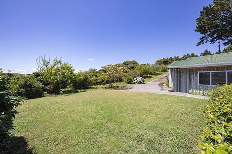 Photo of property in 306 Taiapa Road, Muriwai, 0881