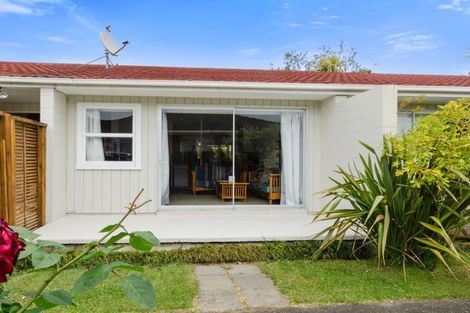 Photo of property in 1/7 Pamela Place, New Lynn, Auckland, 0600