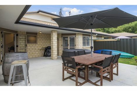 Photo of property in 33/64 Kawaha Point Road, Kawaha Point, Rotorua, 3010