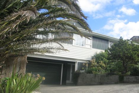 Photo of property in 69 Tirohanga Road, Tirohanga, Lower Hutt, 5010