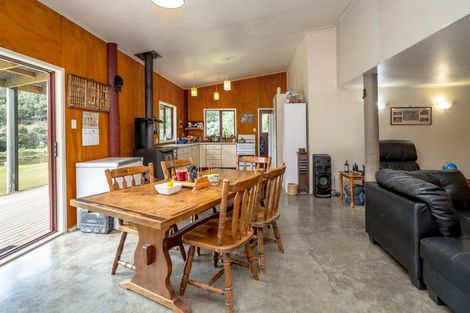 Photo of property in 944 Mangatarere Valley Road, West Taratahi, Carterton, 5791