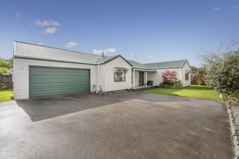 Photo of property in 7 Cholmondeley Crescent, Whitianga, 3510
