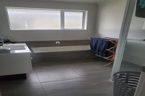 Photo of property in 20 Western View Heights, Horahora, Whangarei, 0110