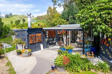 Photo of property in 255 Mapara Road, Acacia Bay, Taupo, 3385