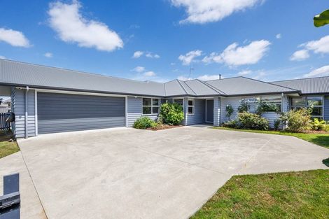 Photo of property in 49 Rodeo Drive, Kelvin Grove, Palmerston North, 4414