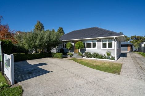 Photo of property in 49 Princes Street, Cambridge, 3434