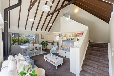 Photo of property in 25 Tobys Way, Waikanae Beach, Waikanae, 5036