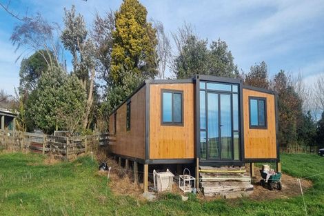 Photo of property in 150 Wirihana Road, Hawera, 4674