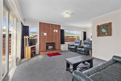Photo of property in 13 Whites Line West, Woburn, Lower Hutt, 5010