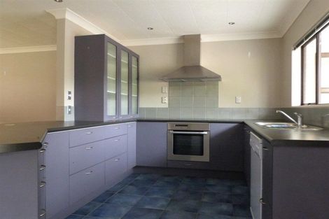 Photo of property in 8 Graham Street, One Tree Point, 0118