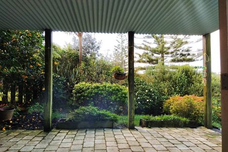 Photo of property in 2/18 Glamorgan Drive, Torbay, Auckland, 0630