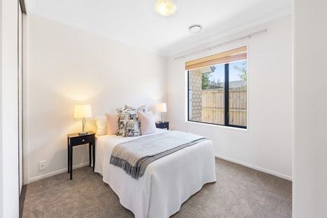 Photo of property in 19 Sovereign Gardens, Halswell, Christchurch, 8025