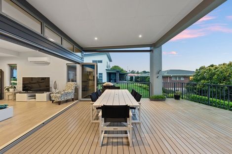 Photo of property in 2 Stonedale Drive, Pukekohe, 2120