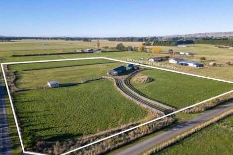 Photo of property in 90 Settlement Road, Morison Bush, Greytown, 5794