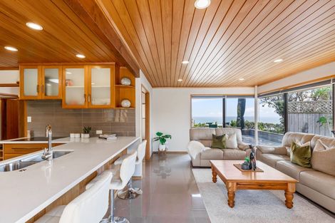 Photo of property in 175 Oaia Road, Muriwai, Waimauku, 0881