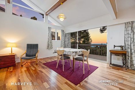 Photo of property in 47 Takahe Road, Titirangi, Auckland, 0604