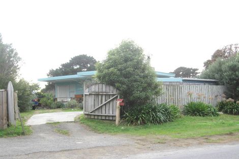 Photo of property in 19 Jeep Road, Raumati South, Paraparaumu, 5032