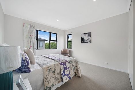 Photo of property in 32 Wawatai Drive, Karaka, Papakura, 2113