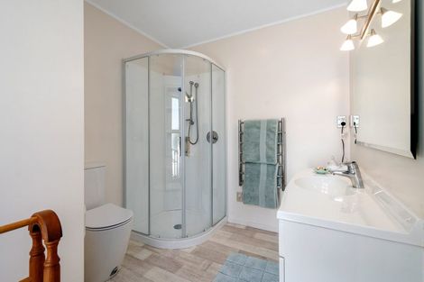 Photo of property in 1 Longfellow Street, Leamington, Cambridge, 3432