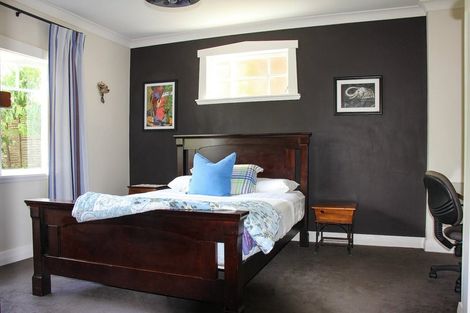 Photo of property in 90a Awa Road, Seatoun, Wellington, 6022