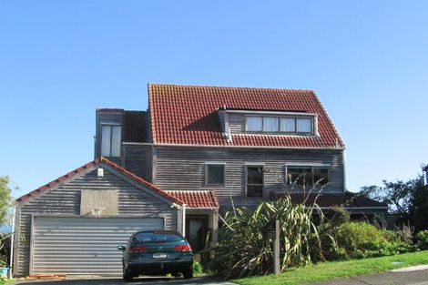 Photo of property in 3 Tregear Place, Camborne, Porirua, 5026