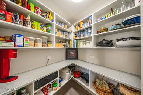 Photo of property in 13 Marua Palm Grove, Timberlea, Upper Hutt, 5018