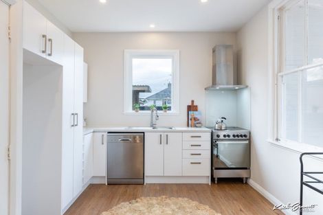 Photo of property in 43 Seddon Street, Wallaceville, Upper Hutt, 5018