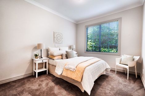 Photo of property in 21 Te Hoe Grove, Pinehill, Auckland, 0632