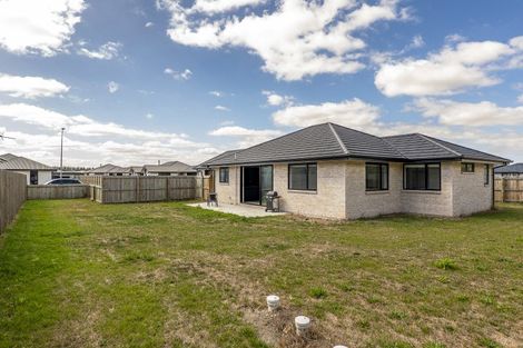 Photo of property in 7 Owen Drive, Darfield, 7510