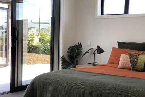 Photo of property in 53 Vinistra Road, Kumeu, 0810