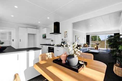 Photo of property in 5 Wills Road, Bell Block, New Plymouth, 4312