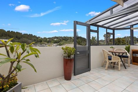 Photo of property in 7e Puriri Avenue, Orewa, 0931