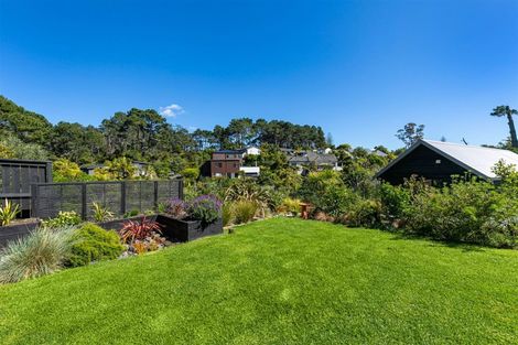 Photo of property in 93 Park Rise, Campbells Bay, Auckland, 0630