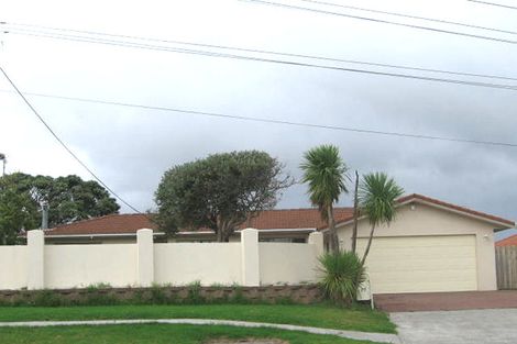Photo of property in 184 Sturges Road, Henderson, Auckland, 0612