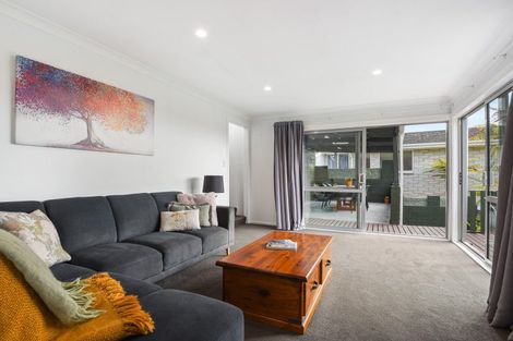 Photo of property in 14 Taiporutu Place, Springfield, Rotorua, 3015