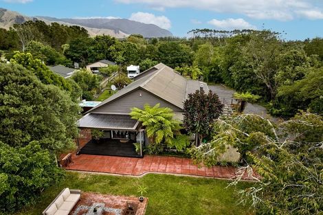 Photo of property in 110 School Road, Te Horo, Otaki, 5582