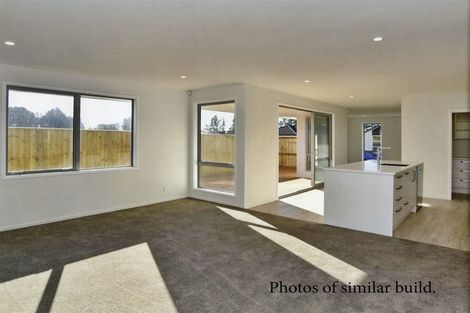 Photo of property in 5 Crossley Avenue, Woodend, 7610