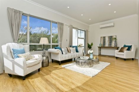 Photo of property in 519 East Coast Road, Murrays Bay, Auckland, 0630