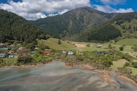 Photo of property in 573 Port Underwood Road, Whatamango Bay, Picton, 7281