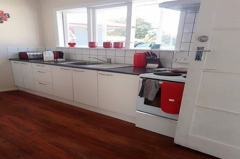 Photo of property in 41 Masefield Avenue, Maraenui, Napier, 4110