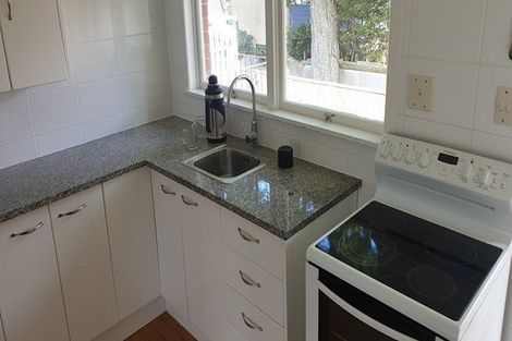 Photo of property in 2/21 Ellen Avenue, Hillcrest, Auckland, 0627