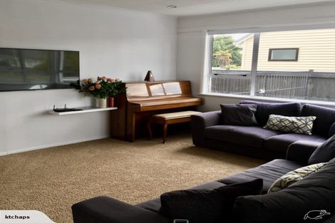 Photo of property in 22 Pilcher Crescent, Naenae, Lower Hutt, 5011