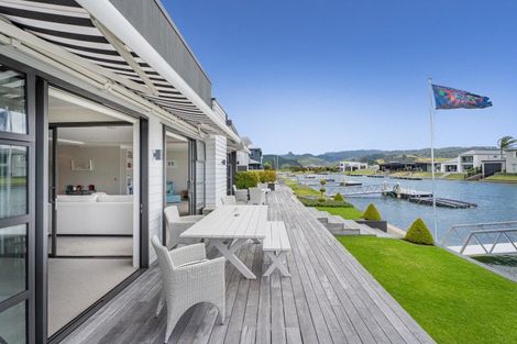 Photo of property in 314 Waterways Parade, Pauanui, Hikuai, 3579