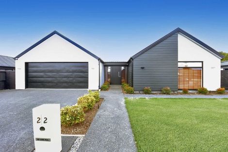 Photo of property in 22 Kirkland Crescent, Harewood, Christchurch, 8051