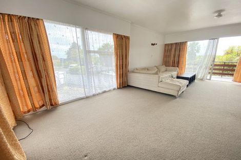 Photo of property in 1 Glenmore Road, Pakuranga Heights, Auckland, 2010