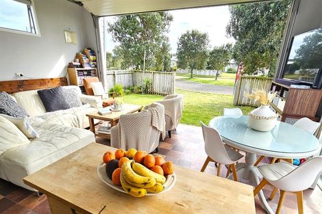 Photo of property in 108 Mahoe Place, Matarangi, Whitianga, 3592