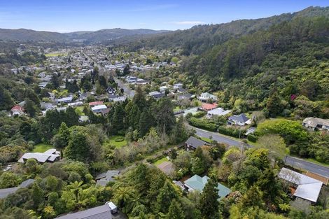 Photo of property in 496 Stokes Valley Road, Stokes Valley, Lower Hutt, 5019
