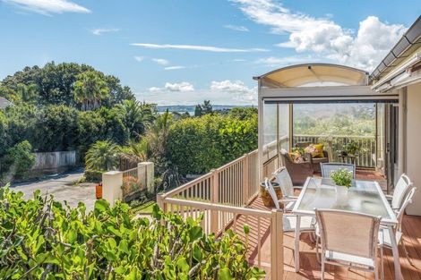 Photo of property in 57a Mellons Bay Road, Mellons Bay, Auckland, 2014