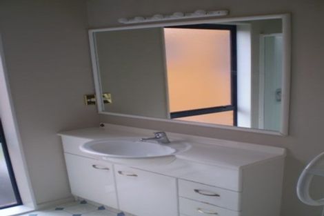 Photo of property in 8 Kotuku Crescent, Woolston, Christchurch, 8023